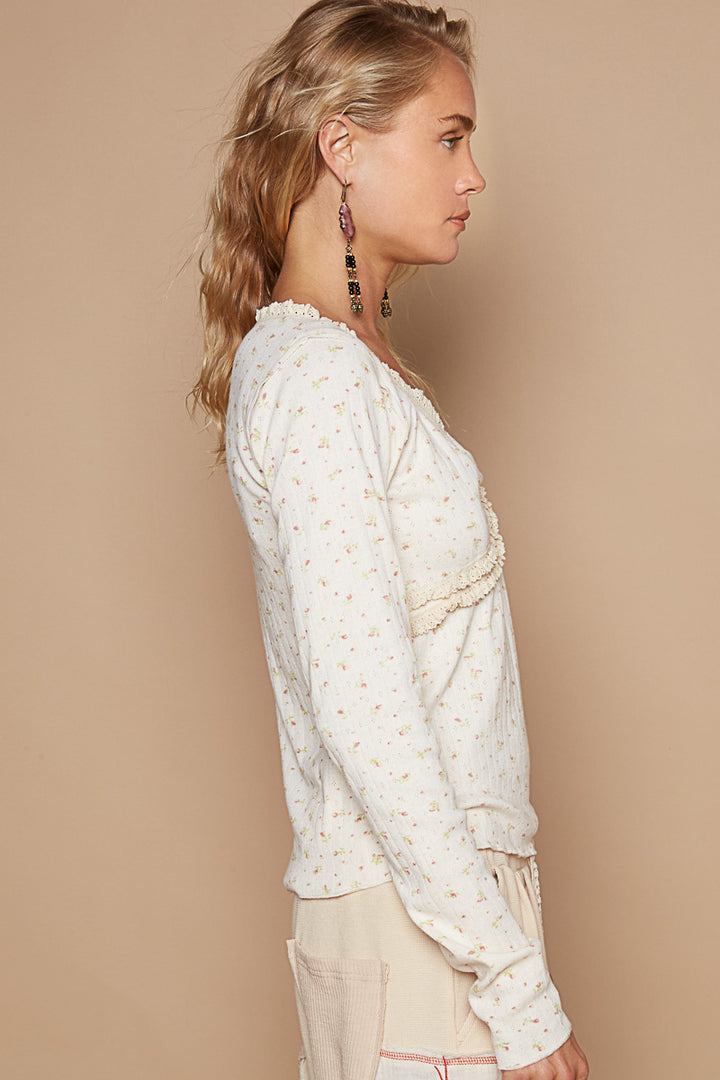 POL Women's Cream Floral Long Sleeve V-Neck Top
