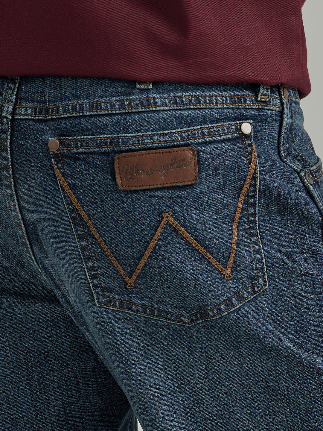 Wrangler Men's Retro Relaxed Bootcut Jean