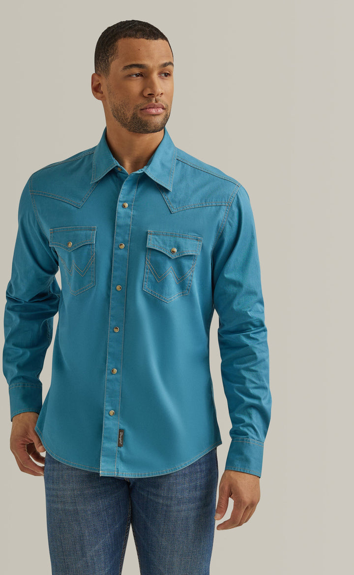 Wrangler Men's Rich Turquoise Solid Western Snap Shirt