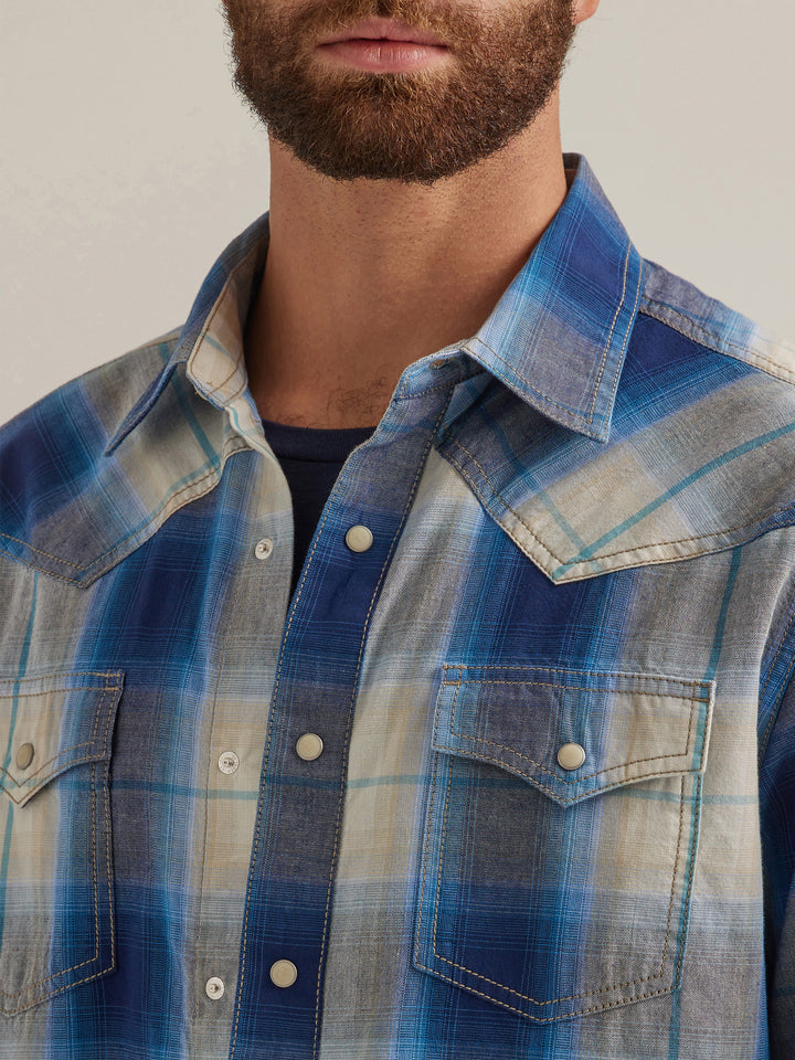 Wrangler Men's Beigey Blue Plaid Western Snap Shirt