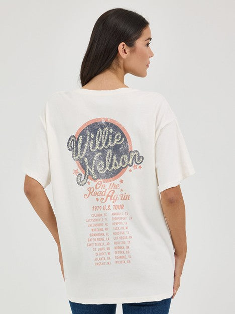 Wrangler Women's Marshmallow Oversized Willie Nelson Band Tee