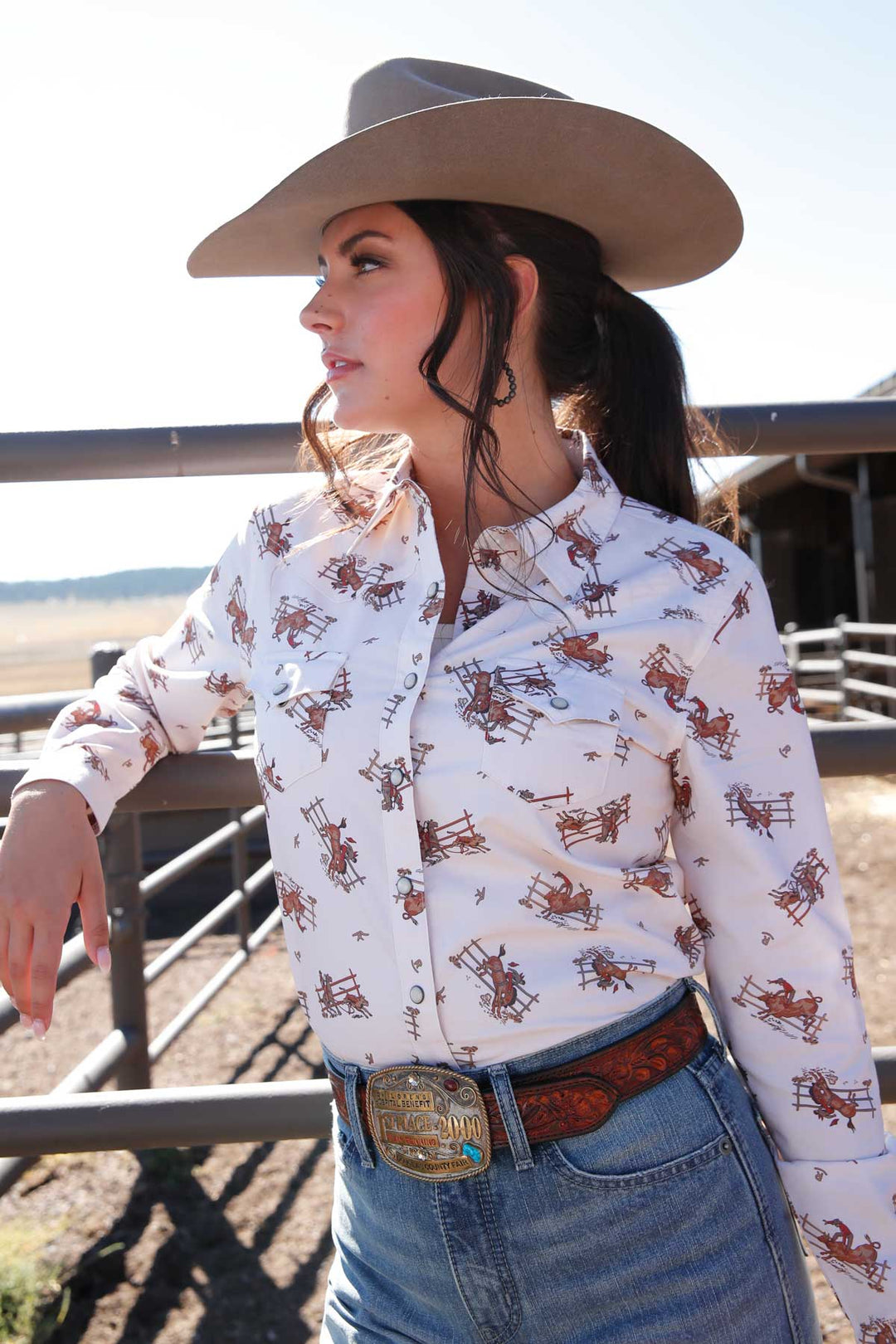 Cruel Women's Cream Bucking Bronc Snap Shirt