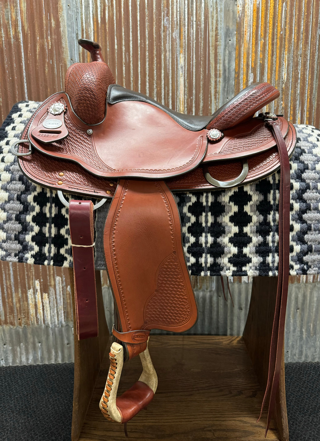 Crates 2222 Classic Reining Saddle Round Skirt - West 20 Saddle Co.