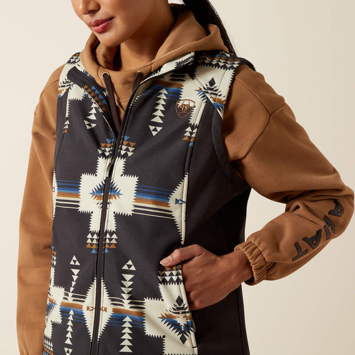 Ariat Women's Thornstone Print Logo Softshell Vest