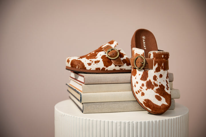 Ariat Women's Cow Hair-on Country Mule Shoe