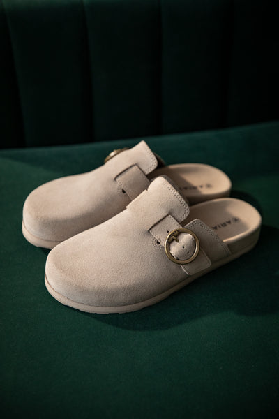 Ariat Women's Clay Suede Country Mule Shoe