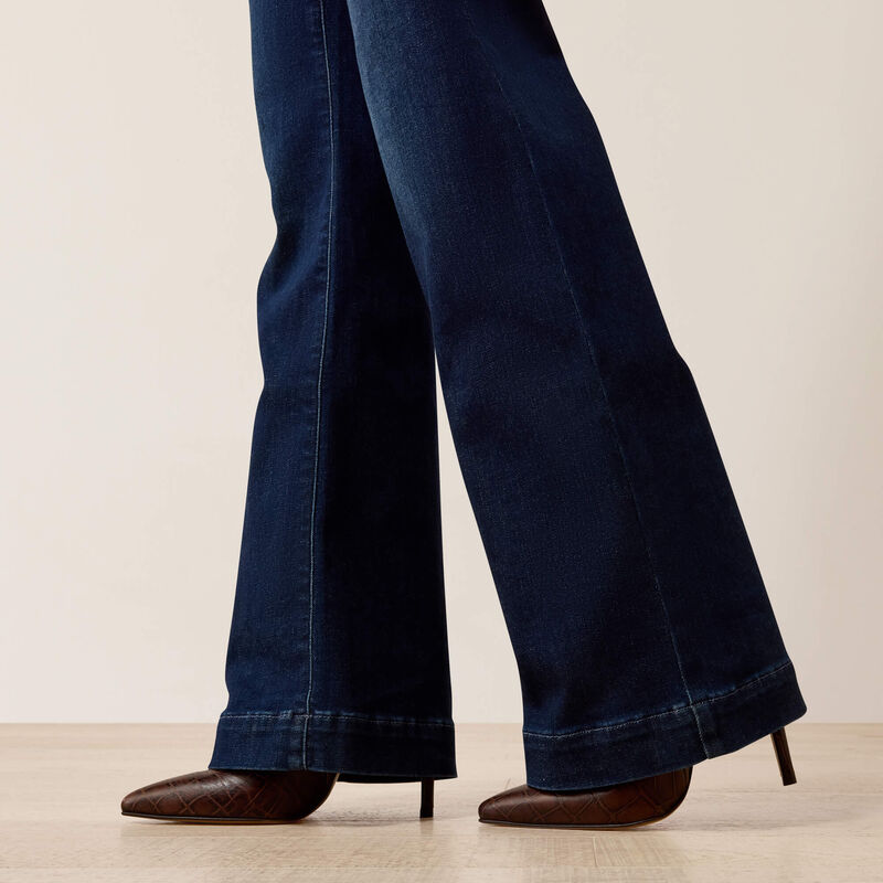Ariat Women's Hayward Perfect Rise Revel Vilma Ultra Stretch Trouser Jean