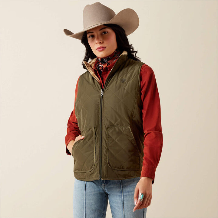 Ariat Women's Ivy Green Dilon 2.0 Reversible Insulated Vest