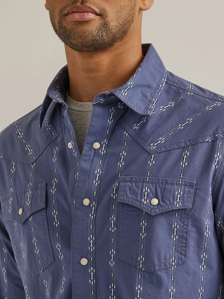 Wrangler Men's Vintage Indigo Long Sleeve Western Snap Shirt