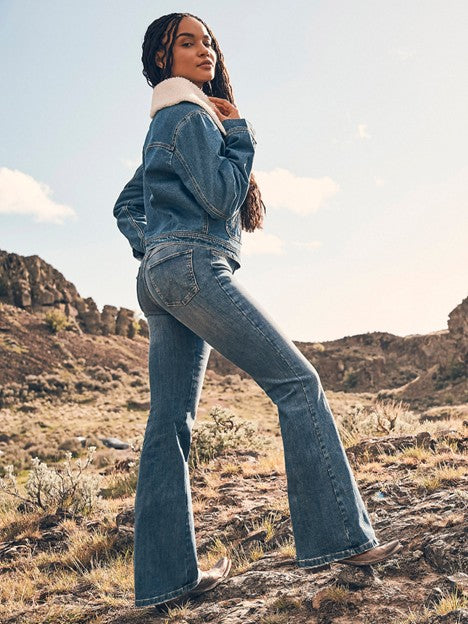 Wrangler Women's Bespoke Lily High Rise Flare Jean