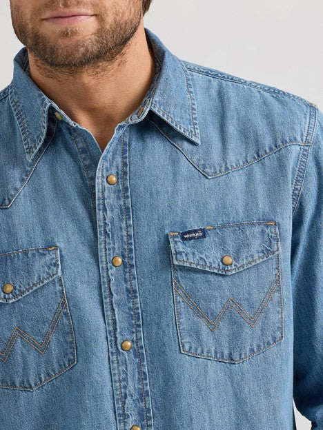 Wrangler Men's Light Wash Denim Western Snap Shirt