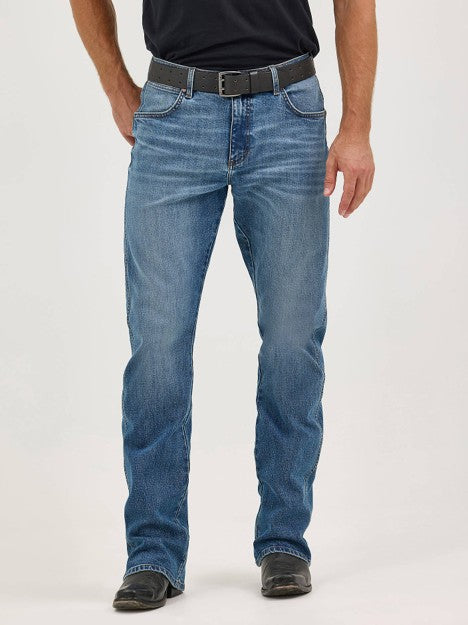 Wrangler Men's Harris Retro Relaxed Bootcut Jean