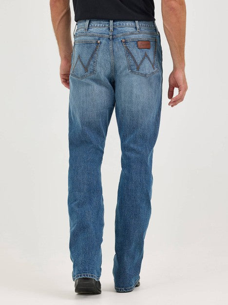 Wrangler Men's Harris Retro Relaxed Bootcut Jean