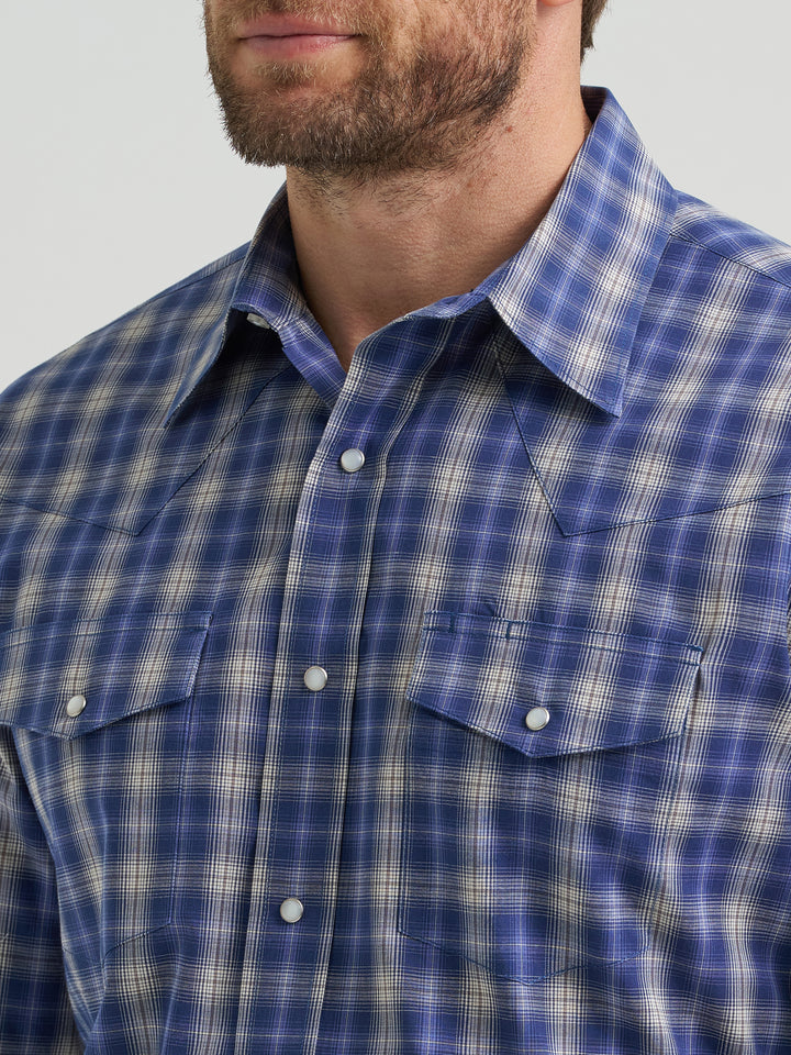 Wrangler Men's Navy Wrinkle Resistant Snap Western Shirt