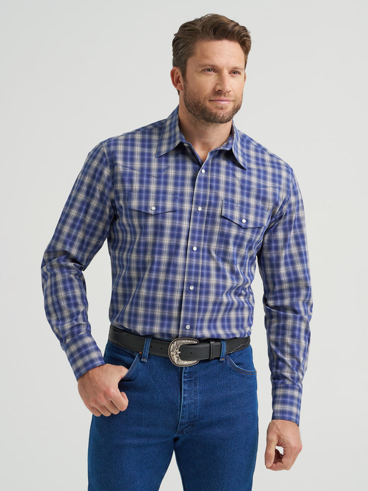 Wrangler Men's Navy Wrinkle Resistant Snap Western Shirt