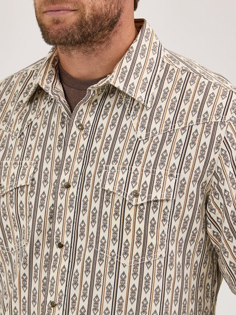 Wrangler Men's Ecru Stripe Retro Printed Western Snap Shirt