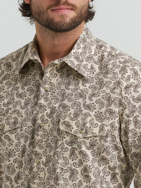 Wrangler Men's Saddle Paisley 20X Competition Two Pocket Western Snap Shirt