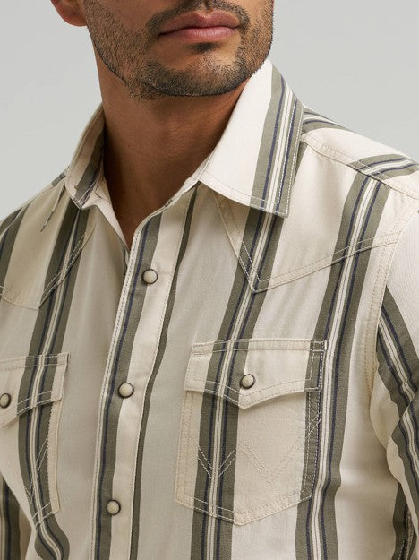 Wrangler Men's Olivine Retro Stripe Western Snap Shirt