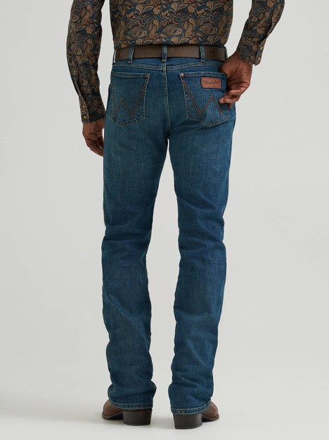 Wrangler Men's Retro Dutton Slim Fit Bootcut Jean