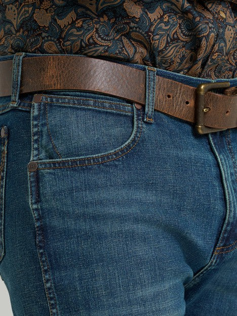 Wrangler Men's Retro Dutton Slim Fit Bootcut Jean