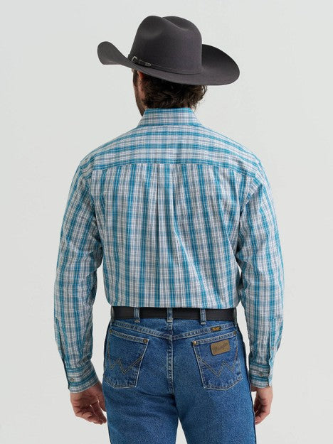 Wrangler Men's Verdigris Plaid George Strait Two Pocket Button Down Shirt