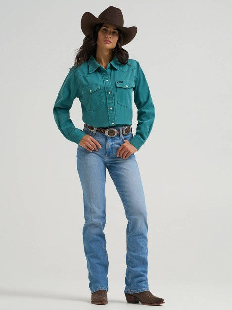 Wrangler Women's Turquoise Colorwash Iconic Snap Shirt