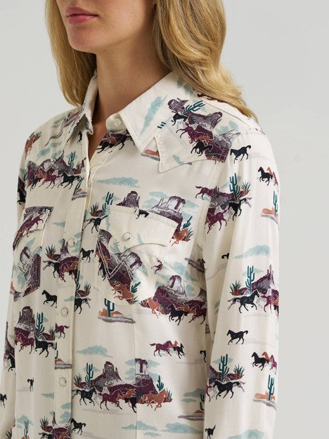 Wrangler Women's White Bold Bucking Cowboy Sierra Snap Shirt