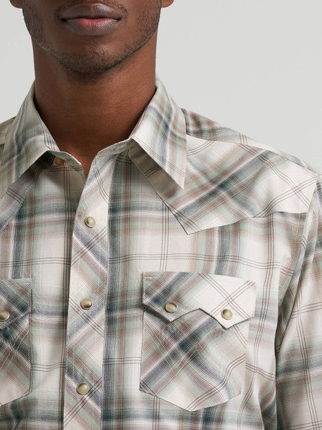Wrangler Men's Olive Toast Retro Sawtooth Pocket Western Snap Shirt