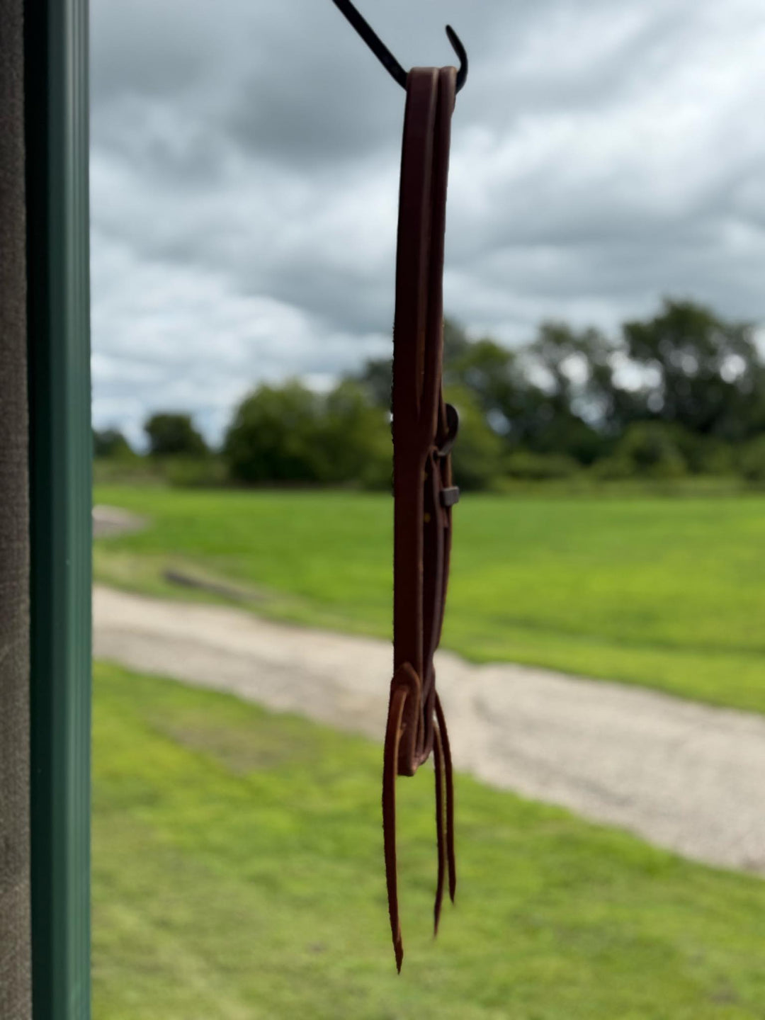 Cowperson Tack 3/4 Inch Slit Ear Headstall-Floral Buckle