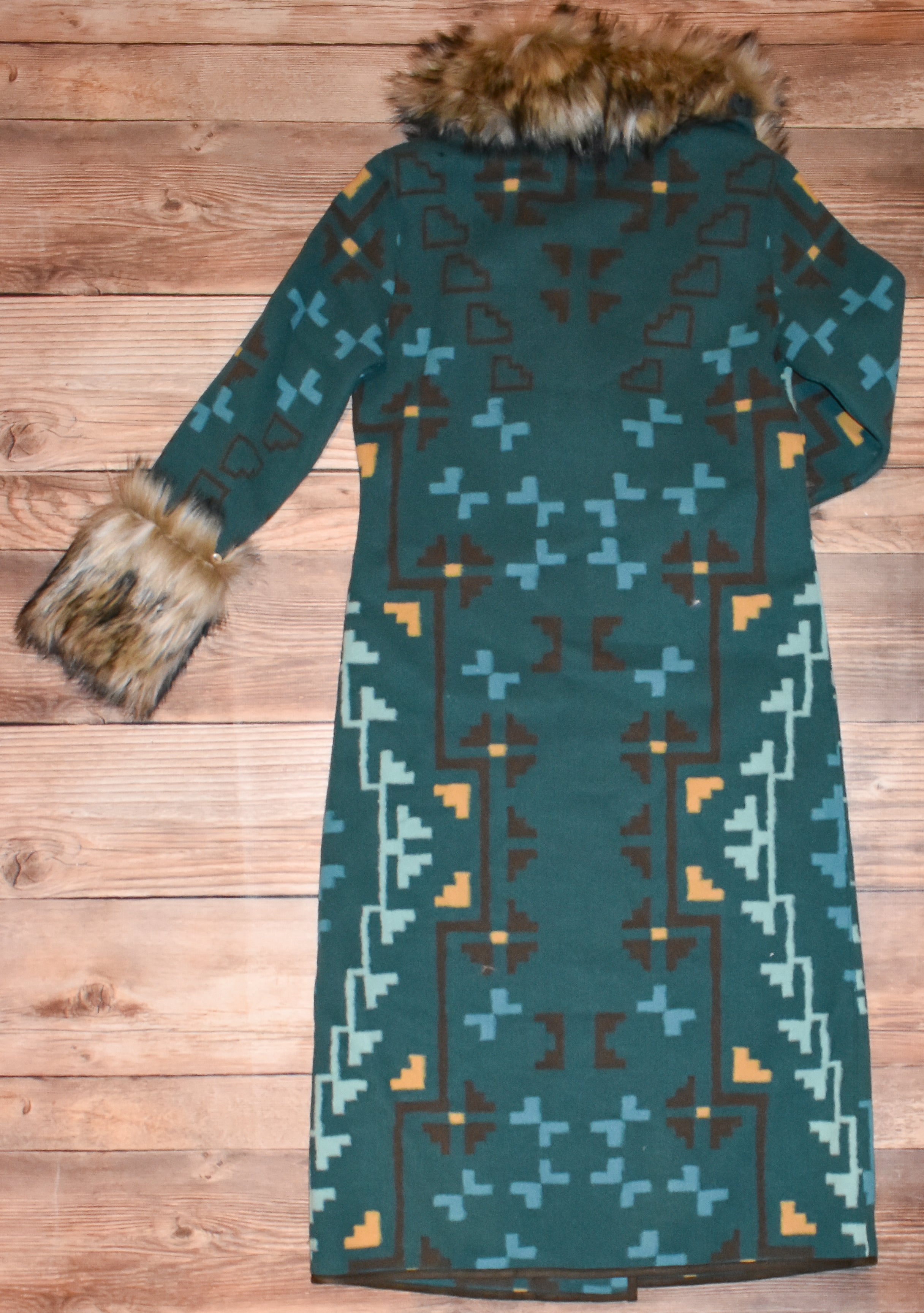 Tasha Polizzi Women's Peacock Everest Blanket Coat – West 20