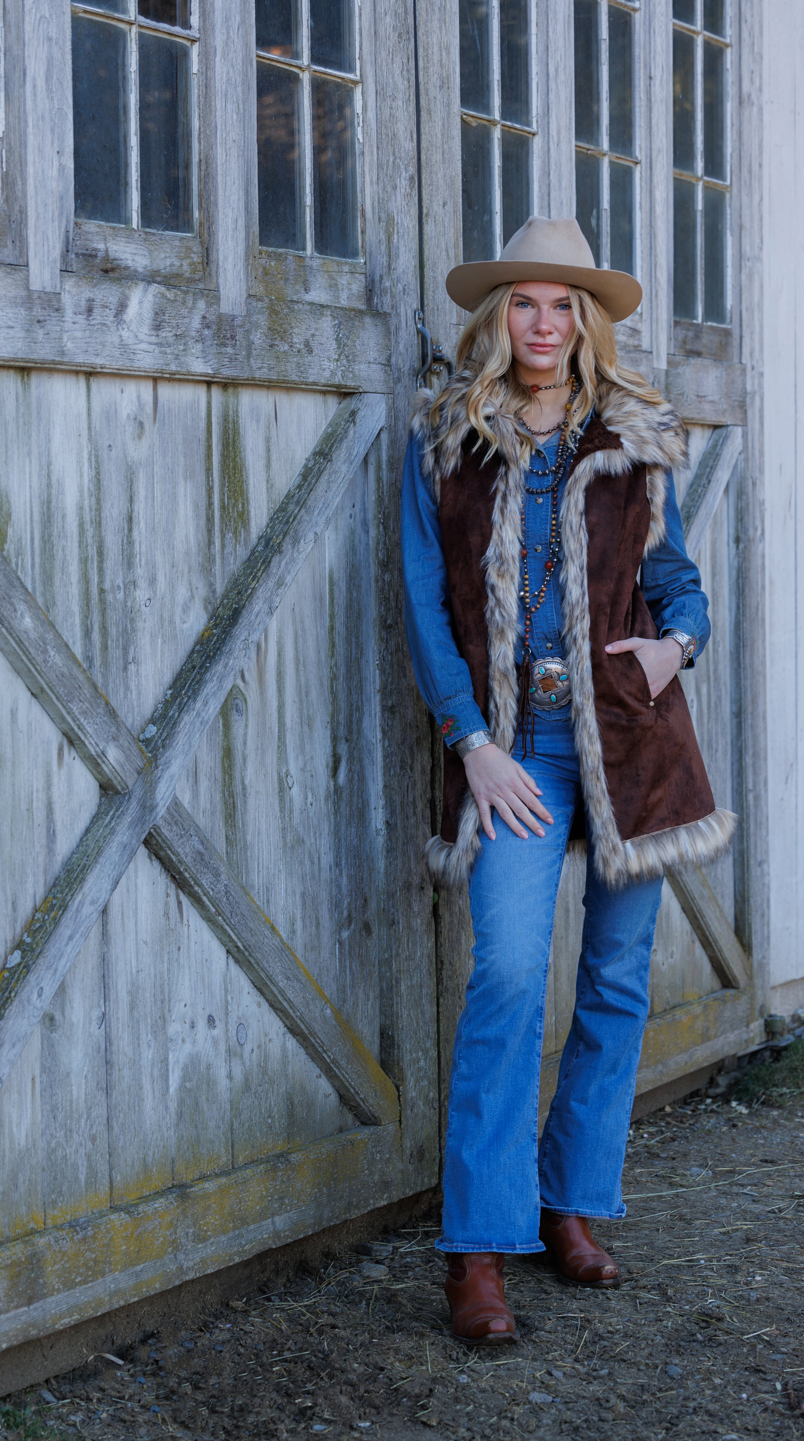 Vests – West 20 Saddle Co. Vests – West 20 Saddle Co.