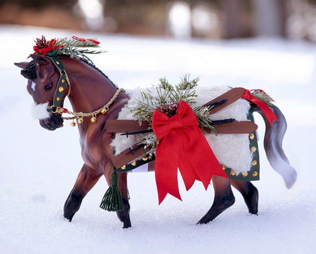 Breyer 2024 Holiday Après Ski Horse