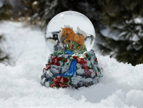 Breyer 2024 Holiday Winter Woodland Musical Snow Globe