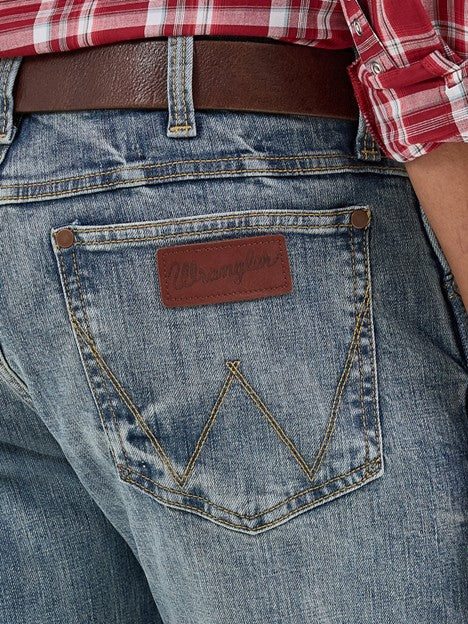 Wrangler Men's Retro Greeley Slim Fit Bootcut Jean