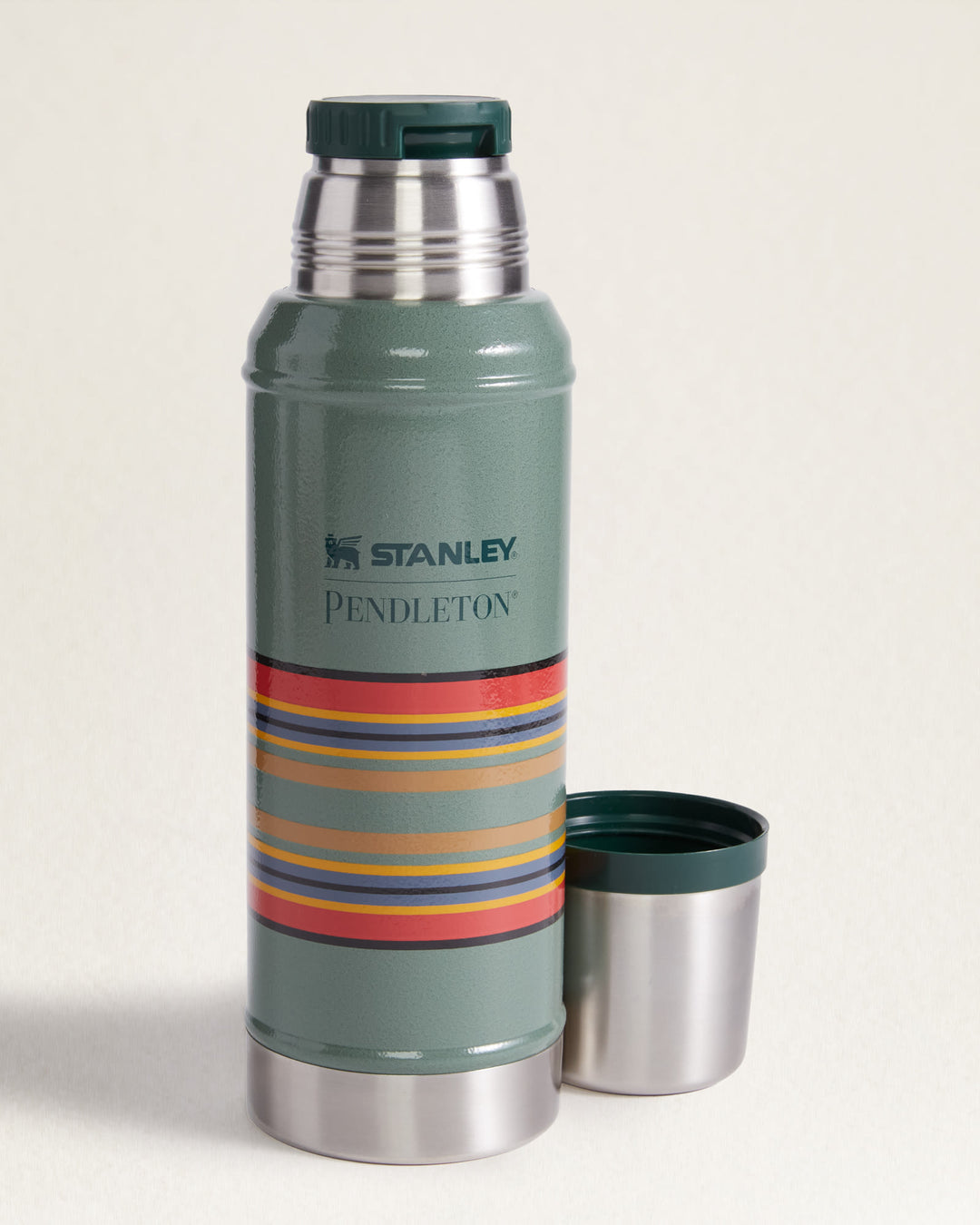 Pendleton Stanley Hammertone Green Classic Insulated Bottle – West