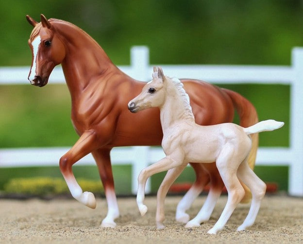 Breyer Power and Precision Warmblood Horse and Foal Set