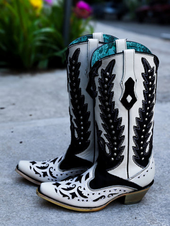 Corral Women's Black Overlay Embroidery and Studs Snip Toe White Cowboy Boot