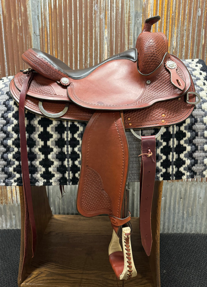 Crates 2222 Classic Reining Saddle Round Skirt