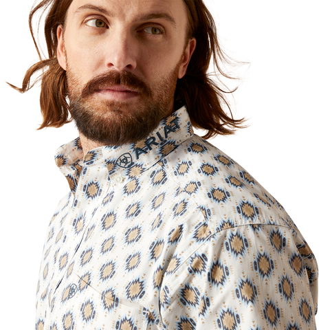 Ariat Men's Team Warner Classic Fit Shirt White, Large 並行輸入品 Ariat Men\u0027s White Team Warner Classic Fit Shirt