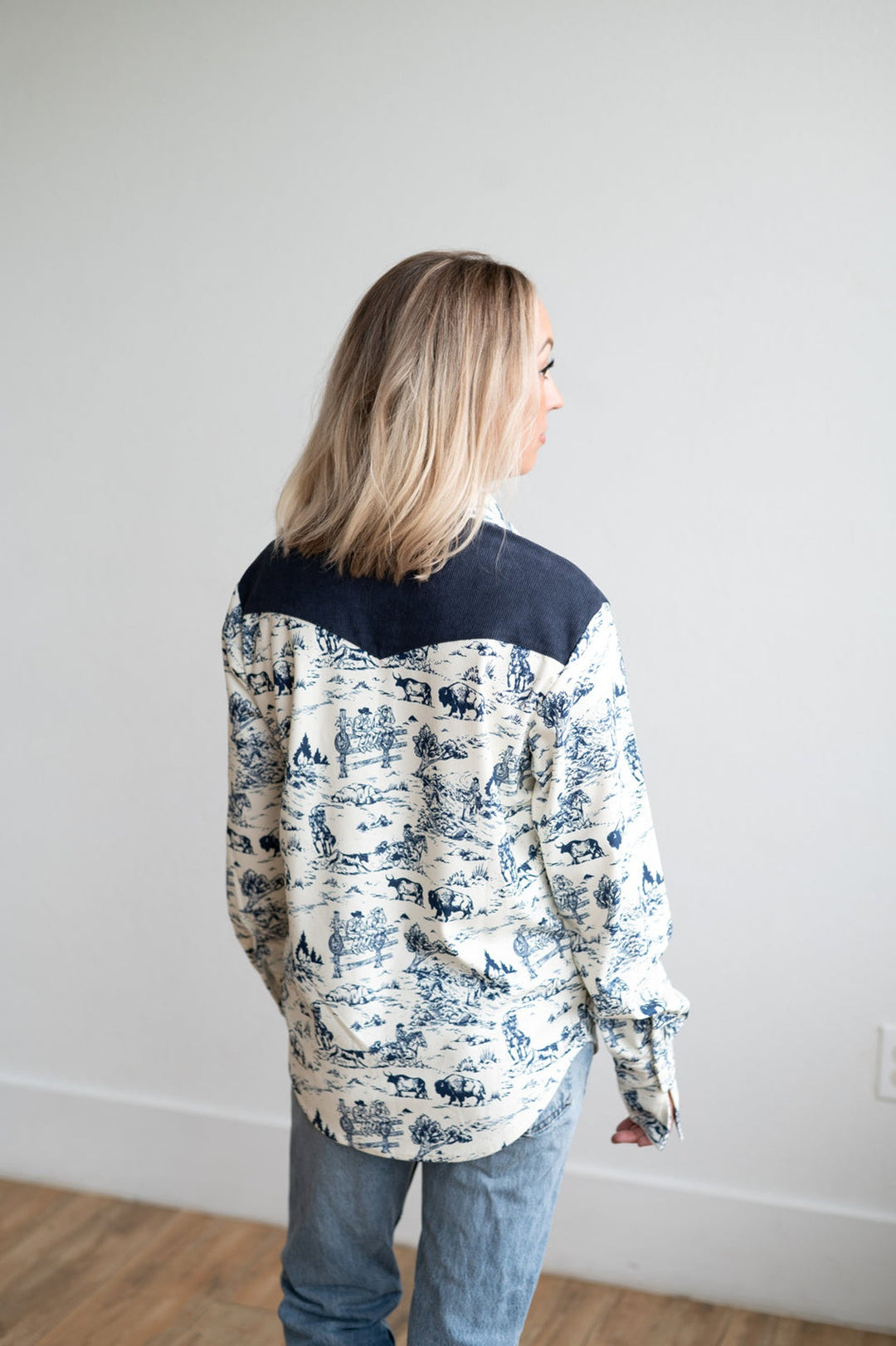 Howdy Hanny Women's Navy Cowboy Buffalo Top