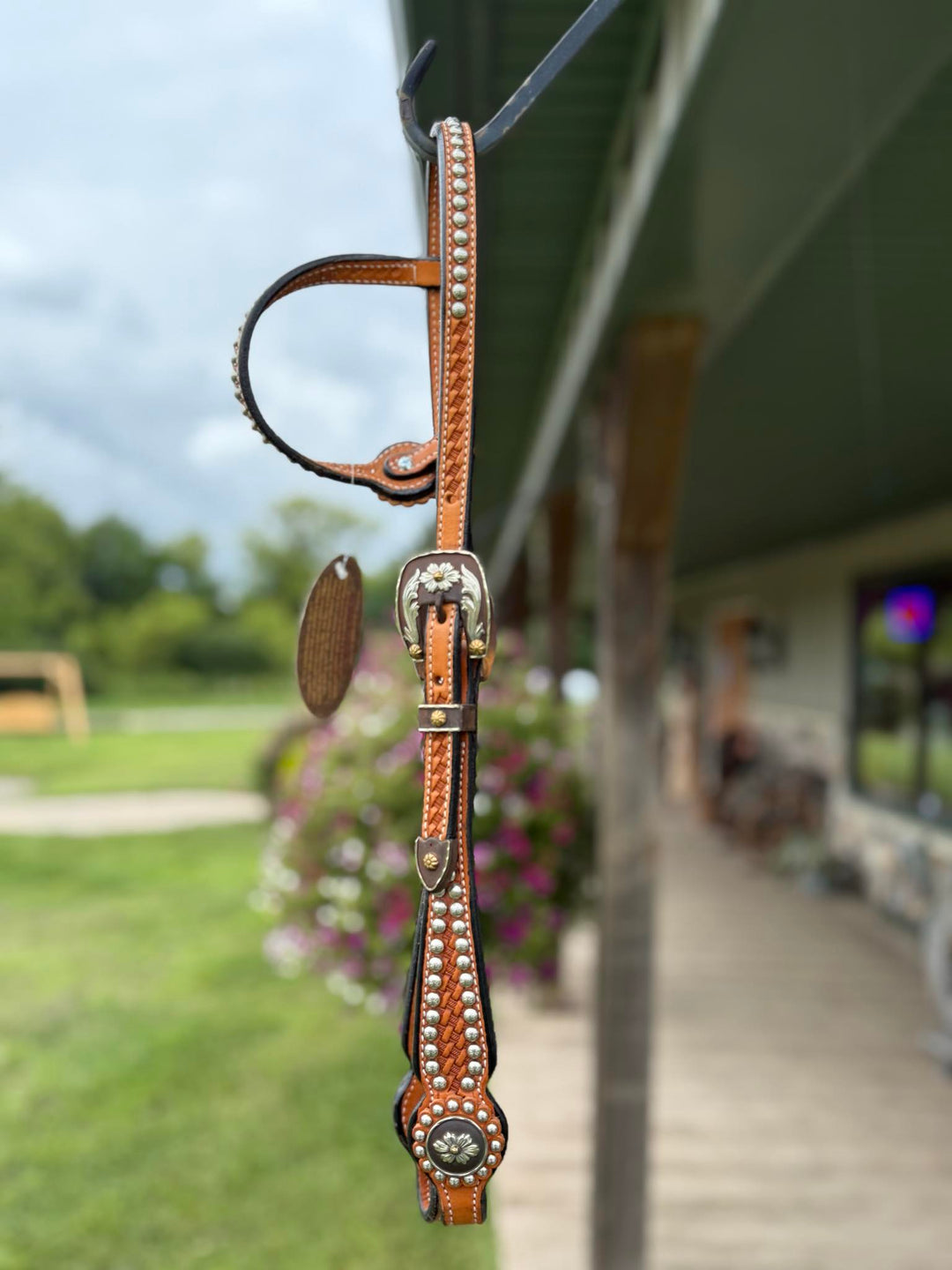 Cowperson Tack Light Oiled Dotted One Ear Headstall-Floral Buckle and Concho Set