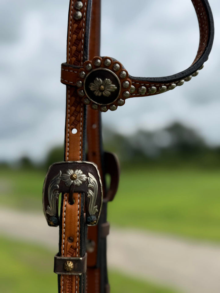 Cowperson Tack Light Oiled Dotted One Ear Headstall-Floral Buckle and Concho Set