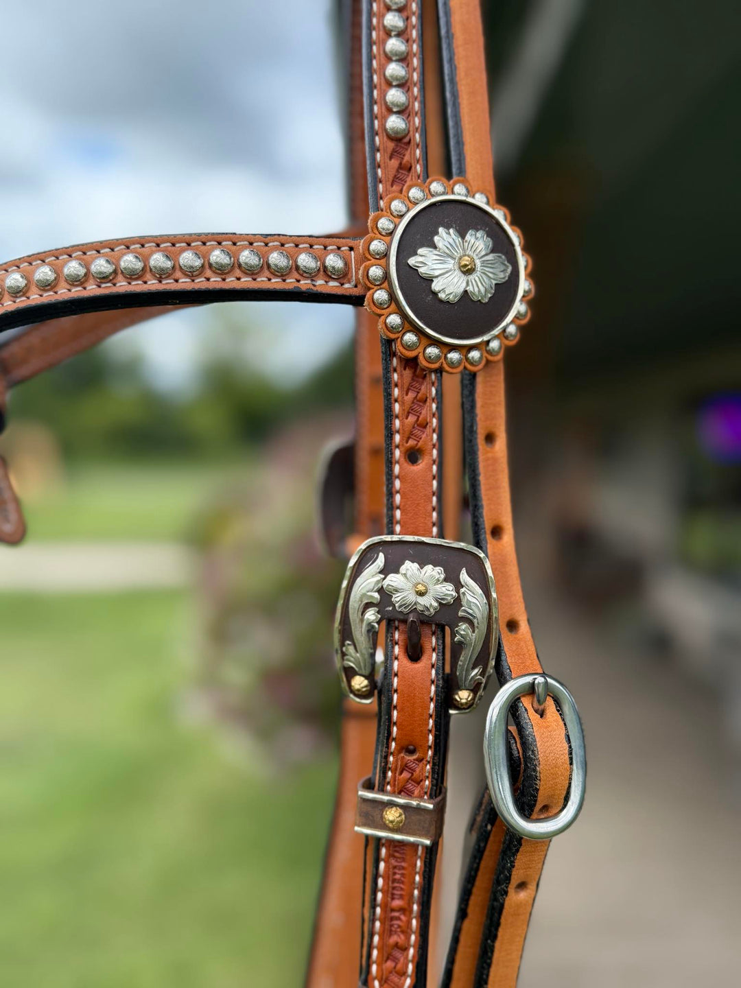 Cowperson Tack Dotted Light Oiled X-Browband Headstall