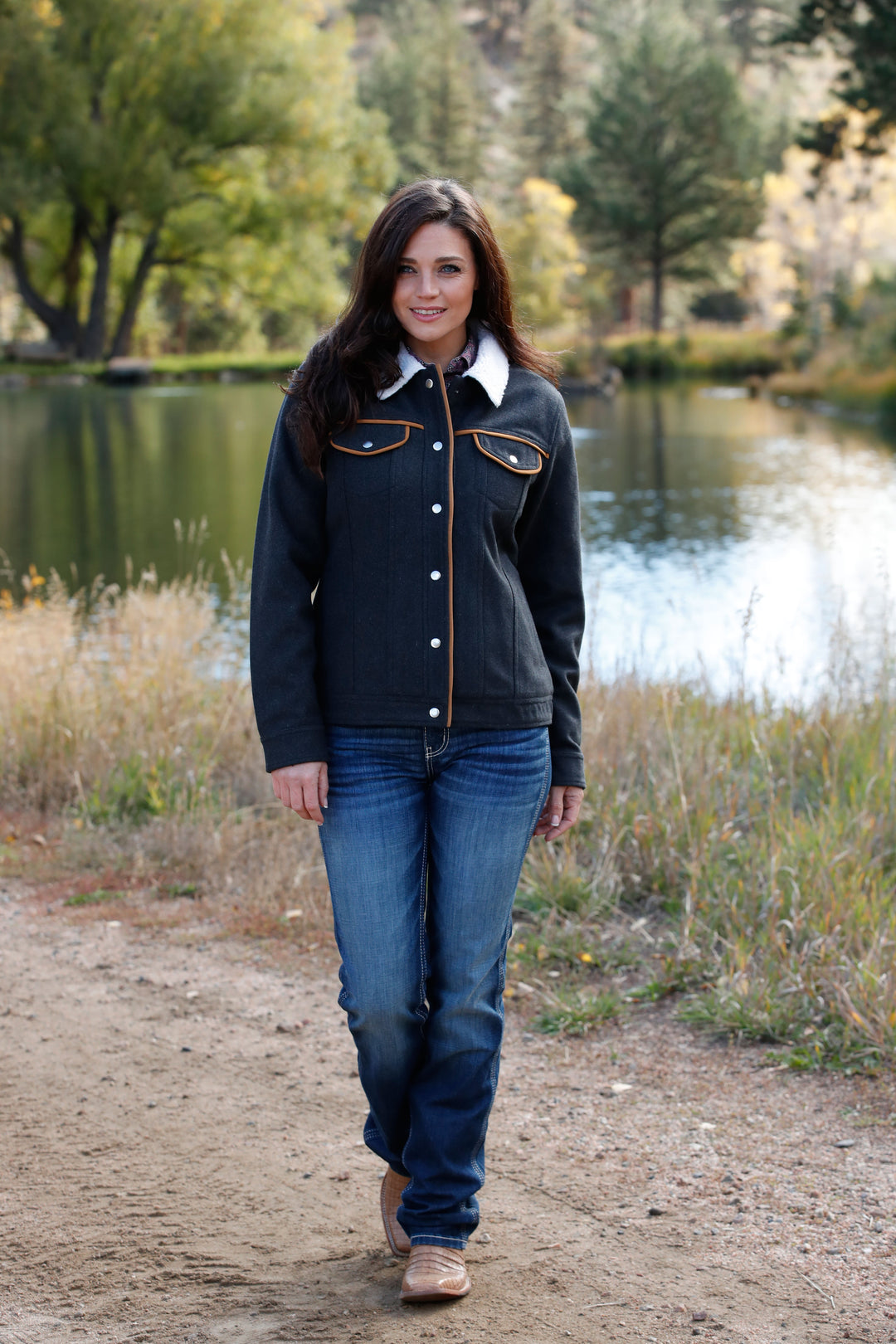 Cinch Women's Navy Trucker Jacket