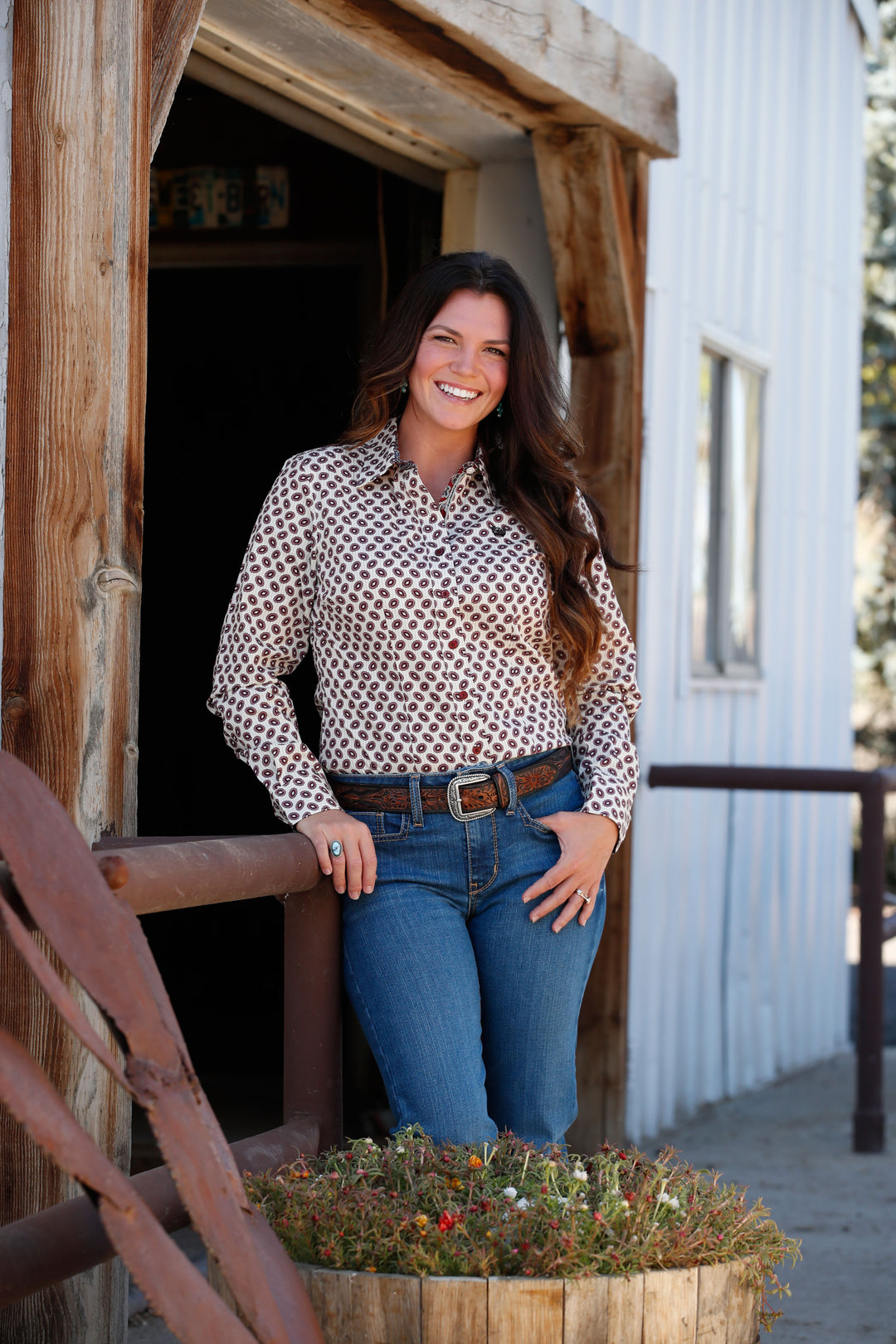 Cinch Women's Cream Paisley Button Down Western Shirt