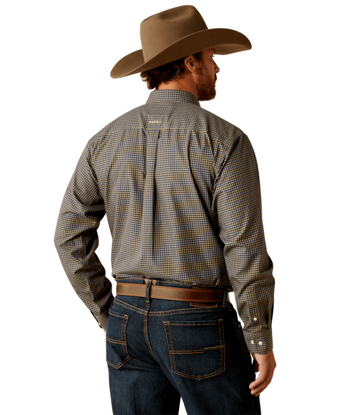 Ariat Men's Wrinkle Free Ferris Classic Fit Shirt