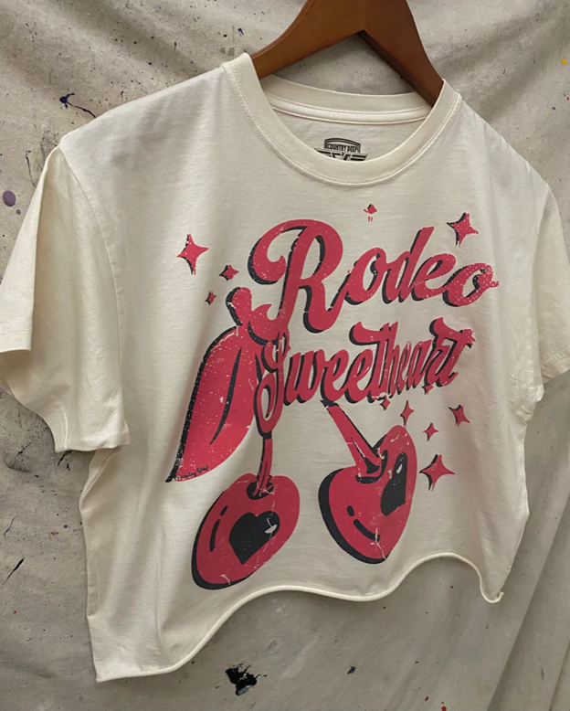 Country Deep Women's Natural Rodeo Sweetheart Crop Tee