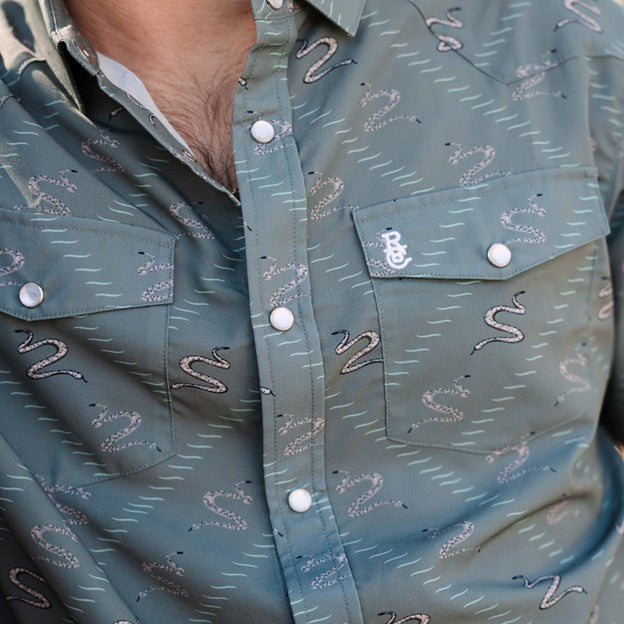 Raised By Coyotes Men's Grey Sidewinder Pearl Snap Short Sleeve Shirt