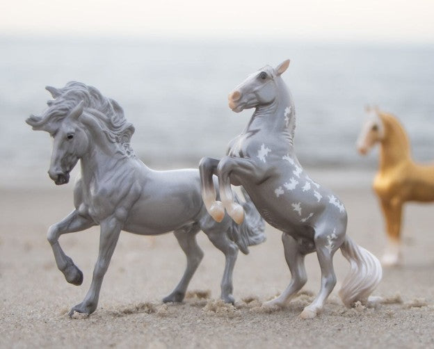 Breyer 75th Anniversary Brilliance Gift Set
