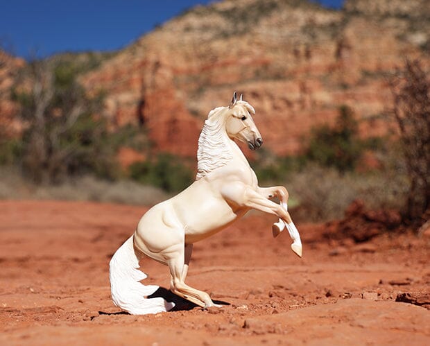 Breyer 30th Anniversary Horse Cloud